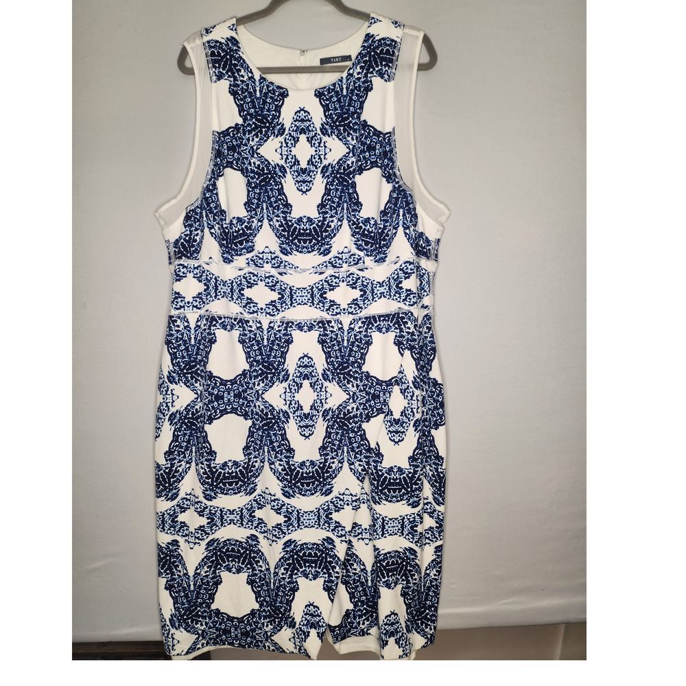 Tart Midi‎ Soft Jersey Dress Leah 3X Sleeveless Woodblock Medallion Blue/White